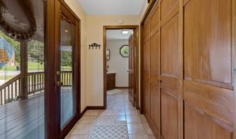 3822 Route 10, Barboursville, WV 25504