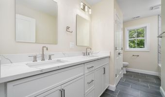 12 Verville Rd, Avon, CT 06001