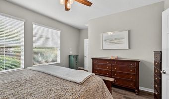 7403 SUNGOLD MEADOW Ct, Apollo Beach, FL 33572
