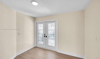 524 Muirfield Dr, Atlantis, FL 33462