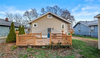 640 Plainfield Rd, Akron, OH 44312