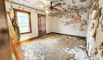 639 Pine St, Ambridge, PA 15003