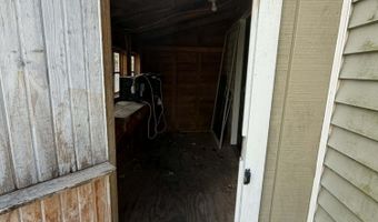 1035 Eastward St, Alma, MI 48801