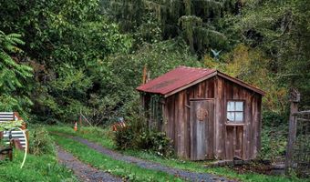 44072 Anderson Ln, Astoria, OR 97103