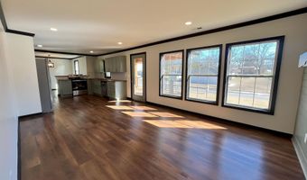 215 NW 4th St, Arab, AL 35016