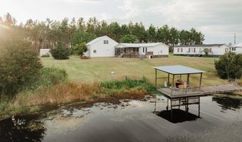 548 Walker Ln, Baxley, GA 31515