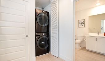 6042 Colt Pl 303, Carlsbad, CA 92009