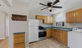905 W Marfa Ave, Alpine, TX 79830