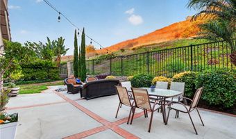 835 S Shanada Ct, Anaheim, CA 92807