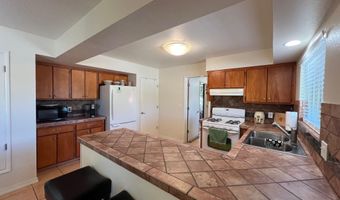 254 W La Cuesta Dr, Benson, AZ 85602
