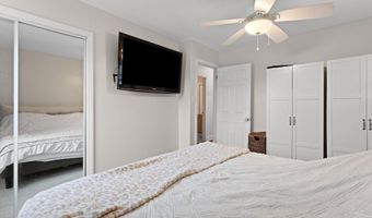 5 TRINITY Pl, Barrington, NJ 08007