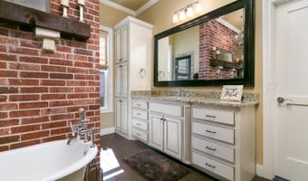 6400 GLENWOOD Dr, Amarillo, TX 79119