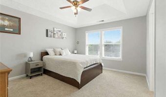 302 Oak Leaf Pl, Acworth, GA 30102