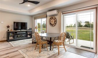 323 Fairgrounds Rd 4, Alexandria, MN 56308