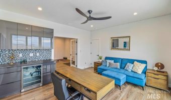 3492 E Heartleaf Dr, Boise, ID 83716