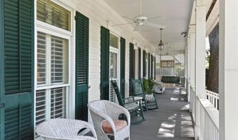 1233 GOLDEN Ln, Orlando, FL 32804
