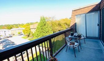 144 Kenrick St 34, Boston, MA 02135