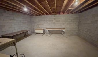 615 OMEGA Cir, Antigo, WI 54409