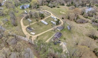 400 Red Hill Cir, Batesville, MS 38606