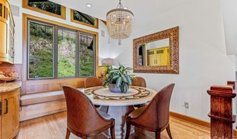 10 Beaverbrook Ct, Asheville, NC 28804