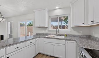 5352 Thomas Pl NE, Albuquerque, NM 87111