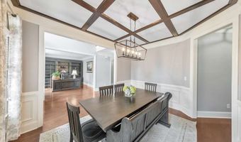 62 Applewood Ln, Acworth, GA 30101