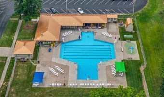 957 Cleveland Ave, Amherst, OH 44001