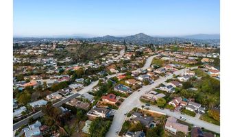 7977 Wetherly St, La Mesa, CA 91941