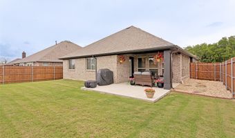 228 Shawnee Trl, Alvarado, TX 76009