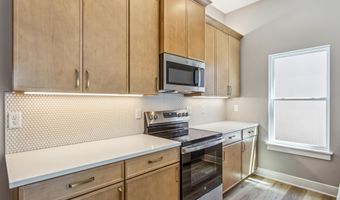 429 E Lexington Ln, Andover, KS 67002