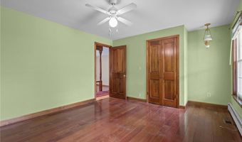 300 Twin River Rd, Lincoln, RI 02865