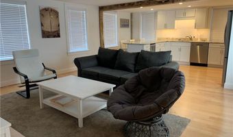 5 Division St, Newport, RI 02840