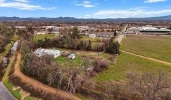 6738 State Highway 273, Anderson, CA 96007