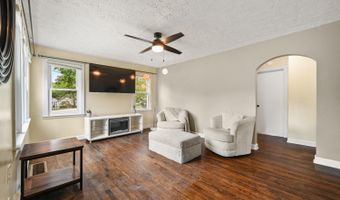 602 Ridge Ave, Aurora, IN 47001