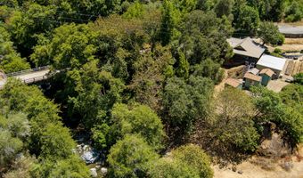 1250 Zenia Bluff Rd, Alderpoint, CA 95511