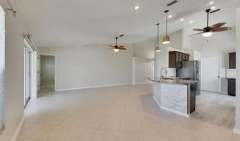 318 LOOKOUT Dr, Apollo Beach, FL 33572
