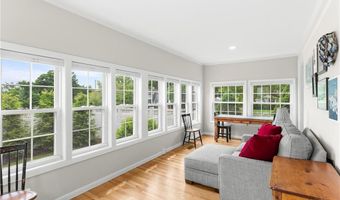1144 Narragansett Blvd, Cranston, RI 02905