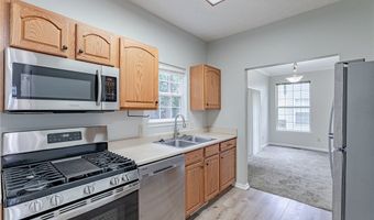 64 Byers Ave, Akron, OH 44302