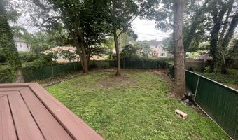 573 Lloyd Rd, Aberdeen, NJ 07747