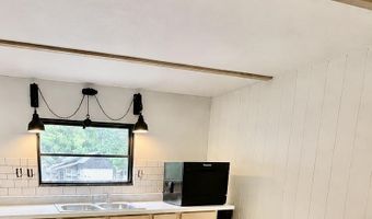 215 Riverside Dr 14 B, Campton, NH 03223