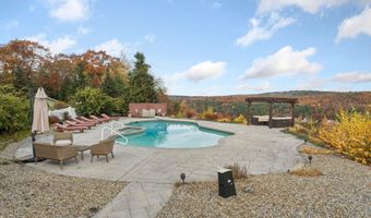 141 Lakewood Dr, Alton, NH 03810