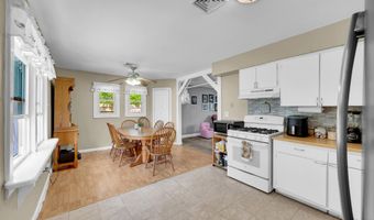 50 Park Ave, Bayville, NJ 08721