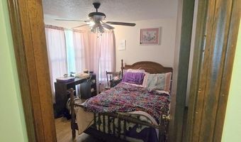 947 Lakeshore Dr, Brighton, VT 05846