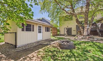 1600 S Parkview Blvd, Brandon, SD 57005