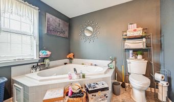 8290 WOODBINE Rd, Airville, PA 17302