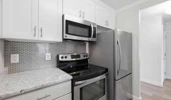 200 N PICKETT St #1414, Alexandria, VA 22304