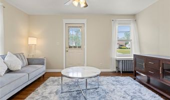 540 Longmeadow Rd, Amherst, NY 14226