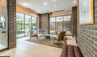 250 S REYNOLDS St 1004, Alexandria, VA 22304