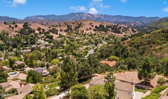 27540 Freetown Ln, Agoura Hills, CA 91301
