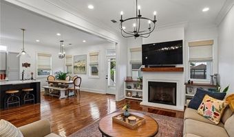 1236 PERRIN Dr, Arabi, LA 70032